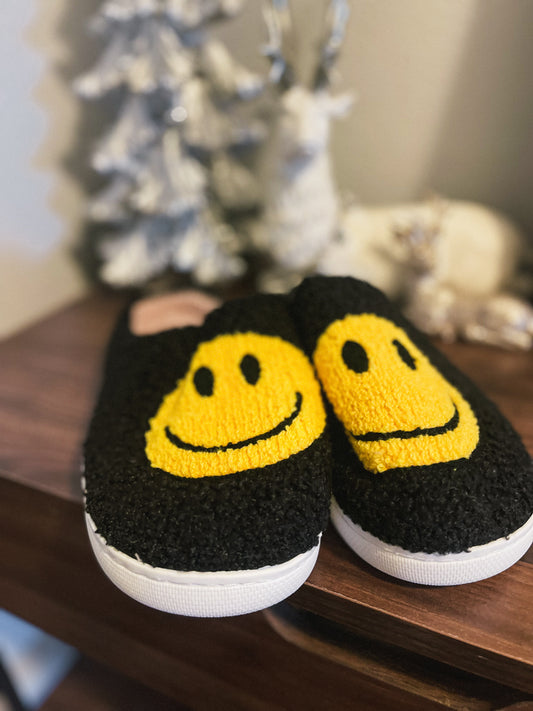 Black/White Smiley Slippers